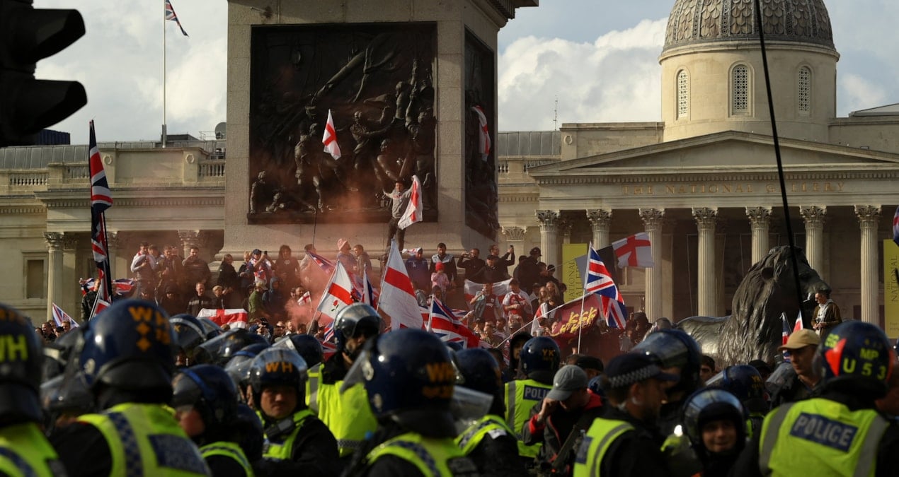 gocmen karsiti protestocular londra sokaklarini inletti ulkemizi geri istiyoruz DMzPNsIJ