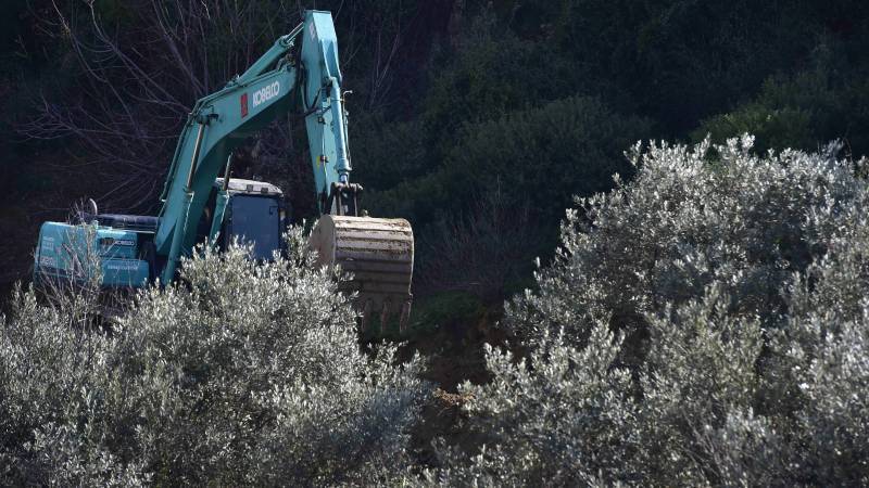 kamulastirma koyluyu vurdu zeytinler tasinacak koylu kiraci olacak 7OIAfL6S