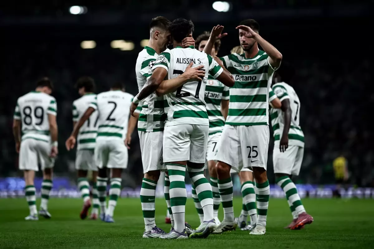 tarihinde ilk kez sampiyonlar ligine giden takima buyuk sok UIIblRVe