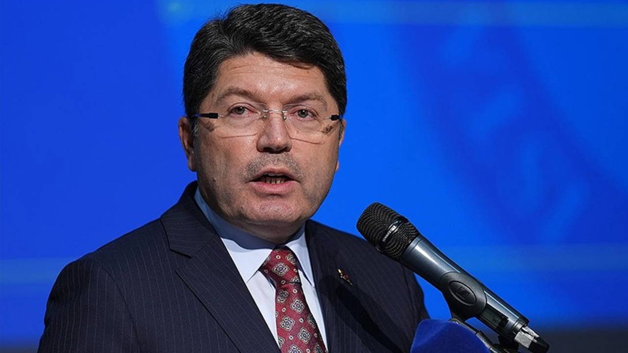 adalet bakani tunc yargi sistemini boyle ovdu bugun yolsuzluktan da teroristten de hesap soruluyor swCwsgT9