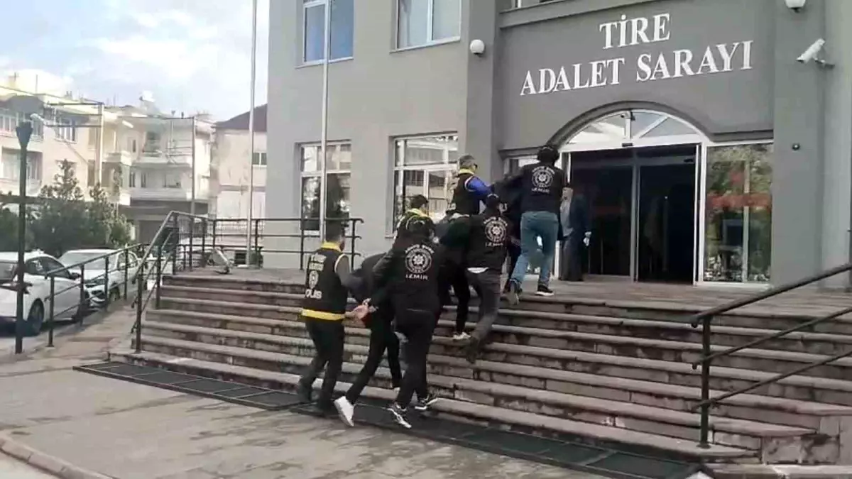 tirede kursunlama olayinda 3 sahis tutuklandi E7Hdkune.jpg