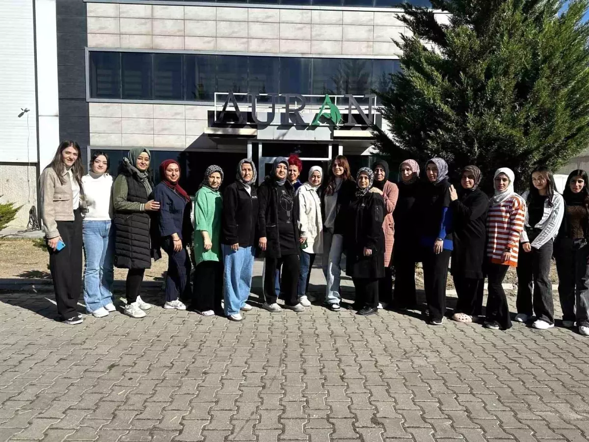 kadin istihdamiyla yeni bir fark auran kozmetik uN6UJd3j.jpg