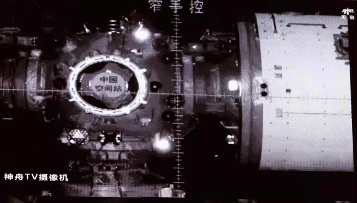 shenzhou 21 uzay araci tianheye kenetlendi 9UI7XOKr.jpg