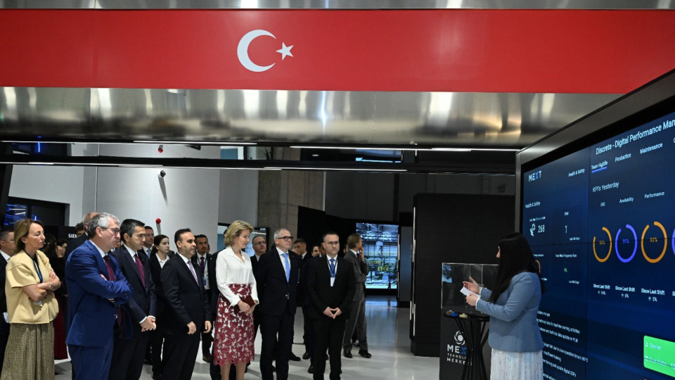 Belçika Kraliçesi Mathilde, MEXT Teknoloji Merkezi’ni İnceledi